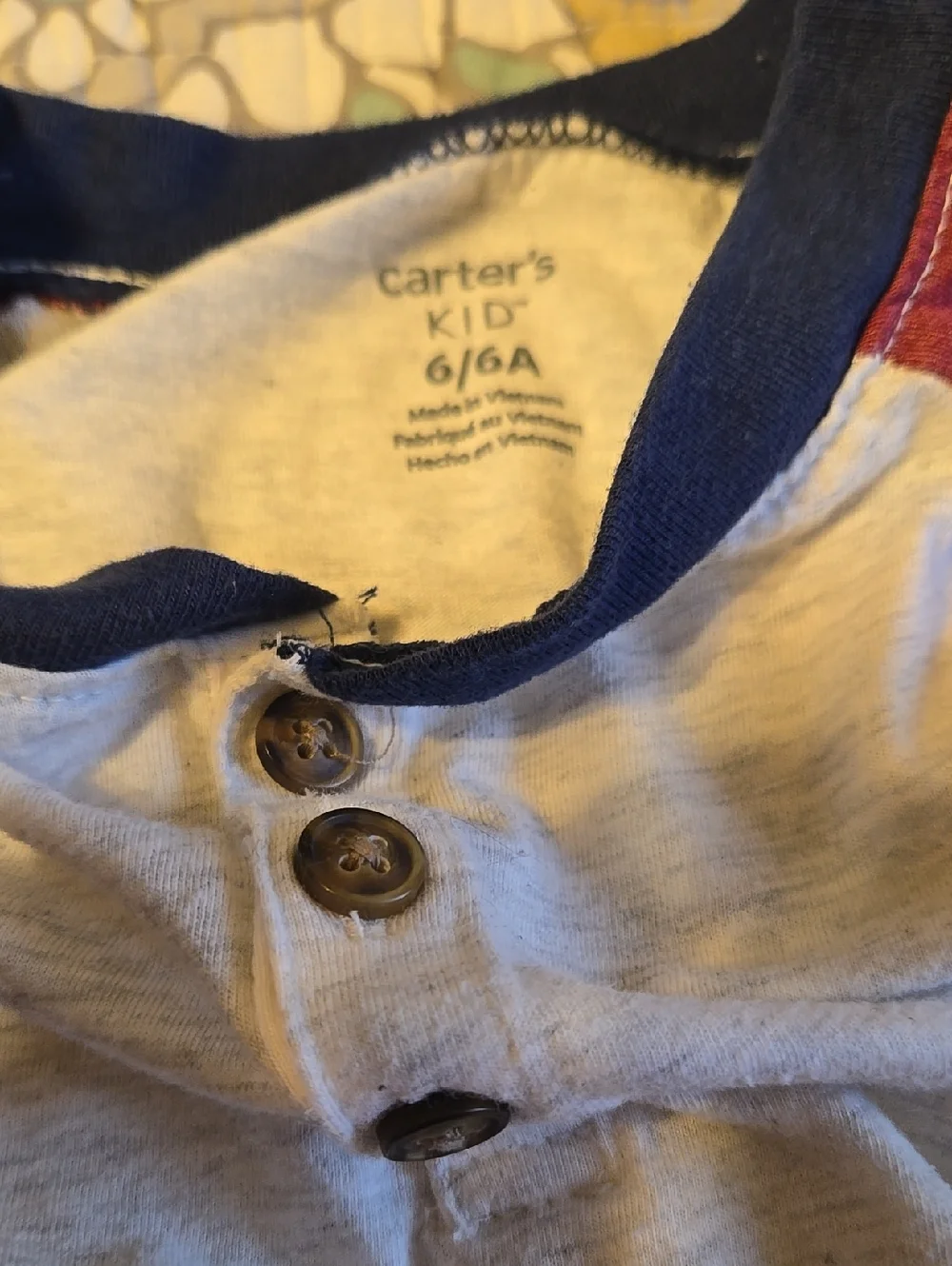 Longsleeves - Picture 3 of 3